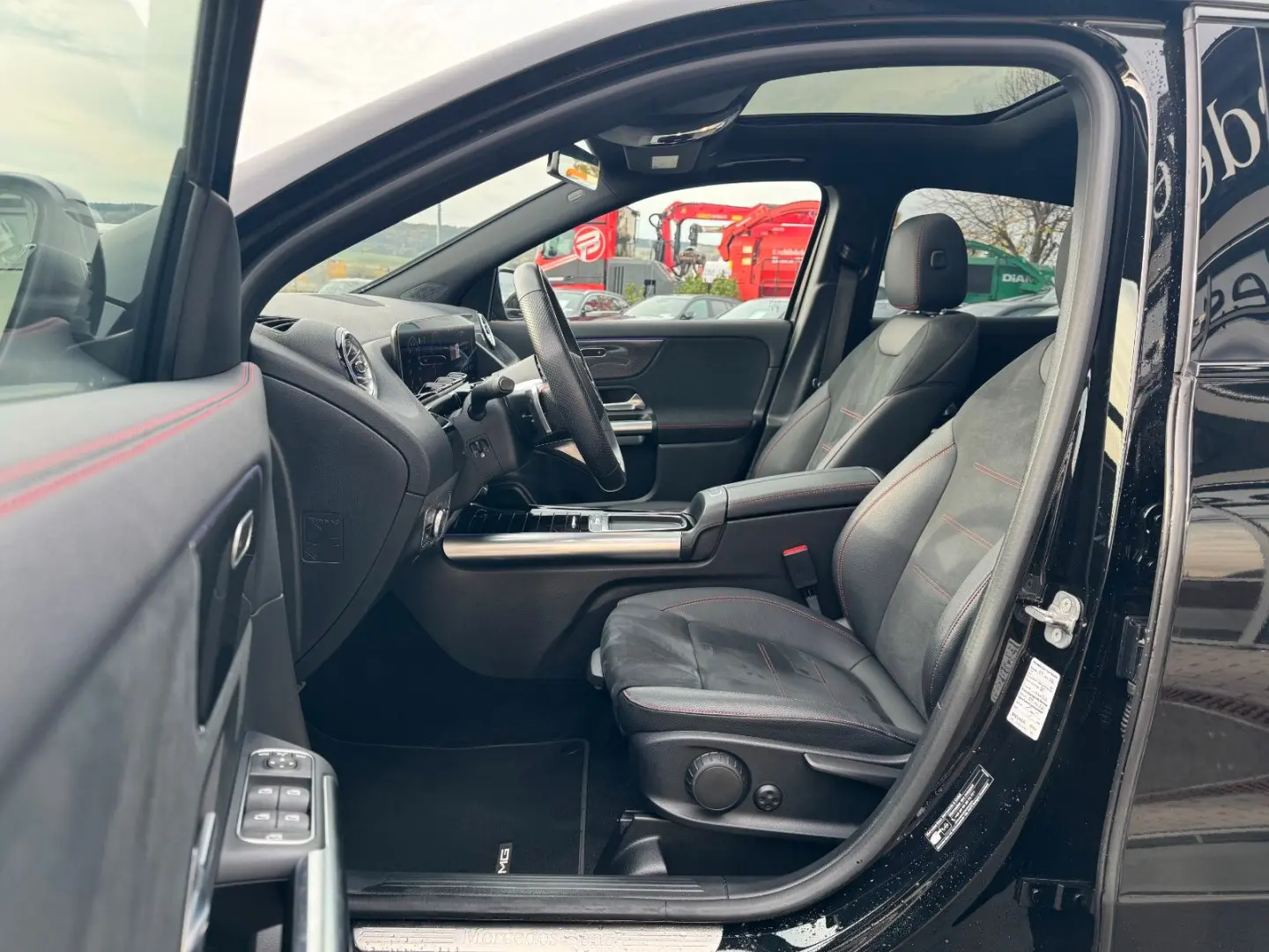 GLA 200 AMG Pano Distr Ambiente Multibeam