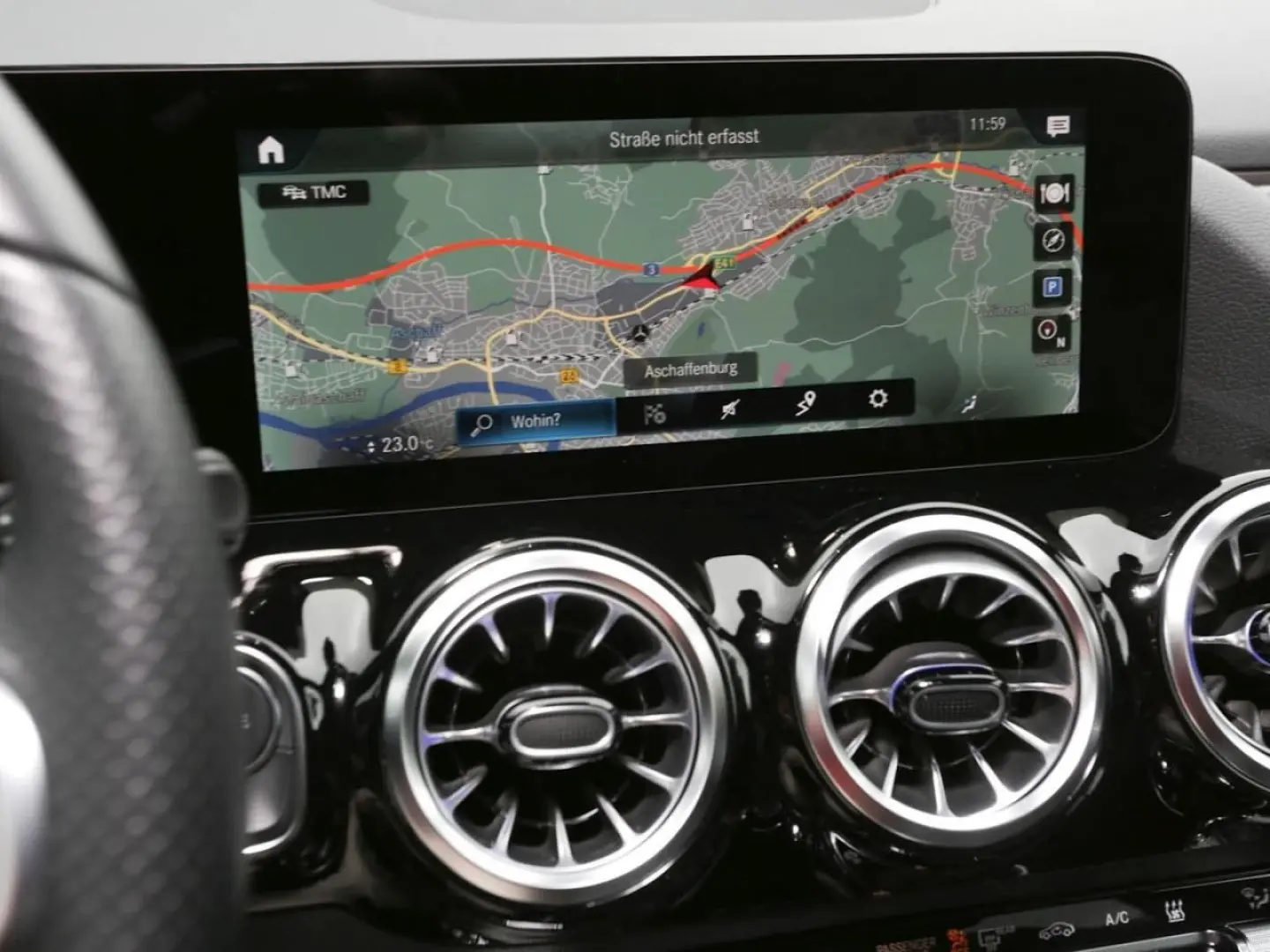 GLA 250 e AMG Night Distronic Memory 360  AHK