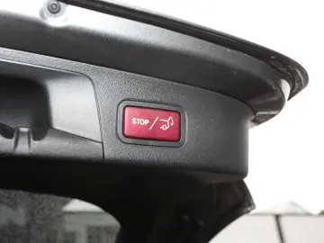 GLA 250 e AMG Night Distronic Memory 360  AHK