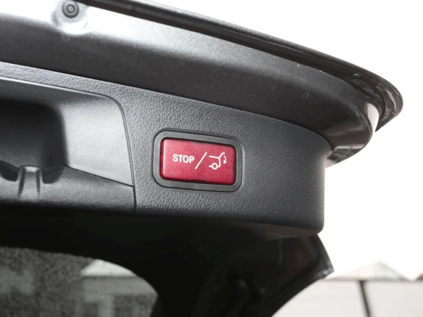 GLA 250 e AMG Night Distronic Memory 360  AHK