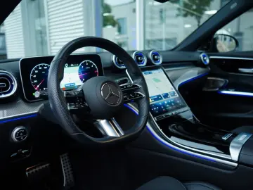 C 300 d AMG PANO BRMST®3D DIGITAL 360  SPUR AMBI