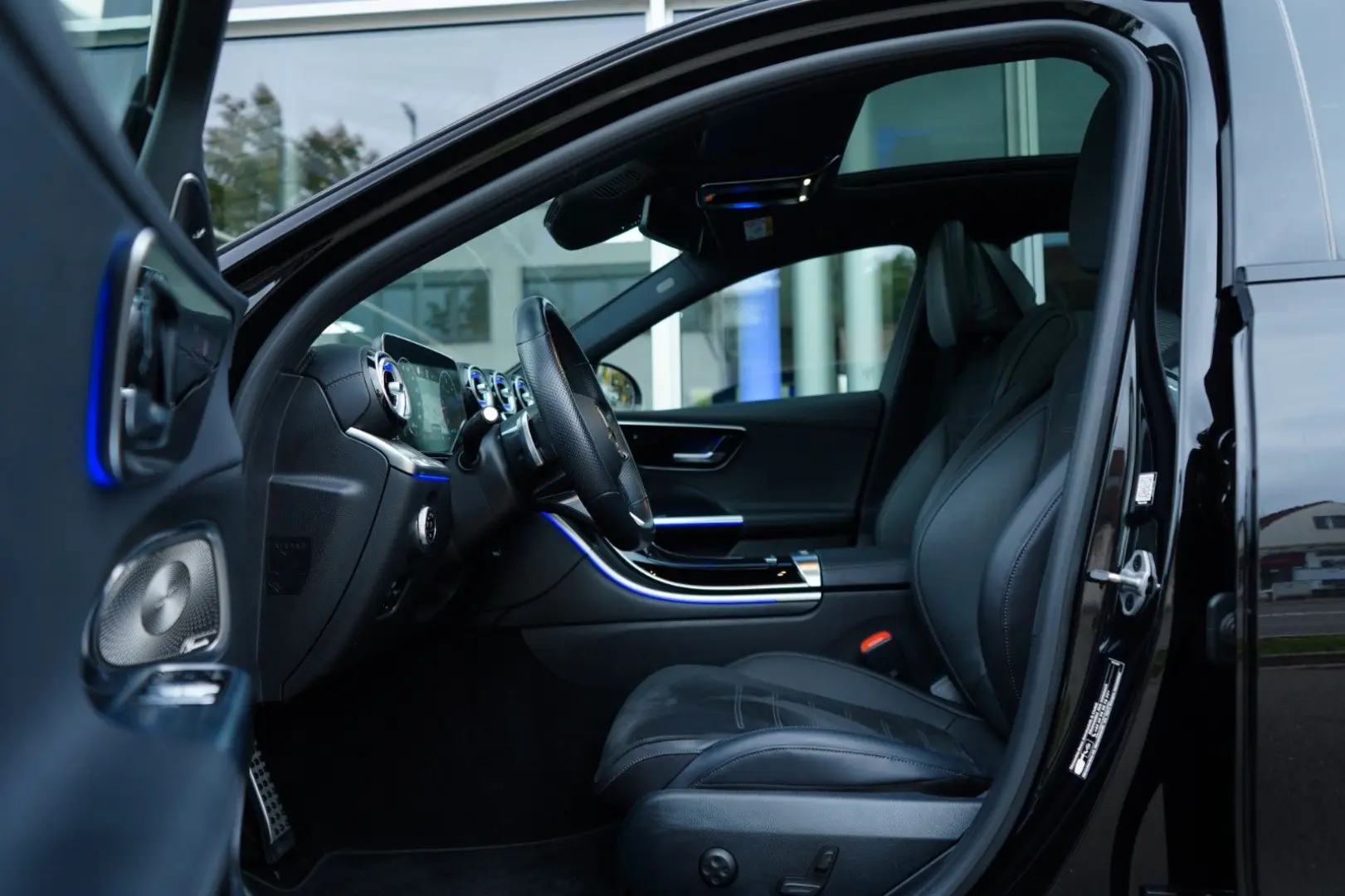 C 300 d AMG PANO BRMST®3D DIGITAL 360  SPUR AMBI