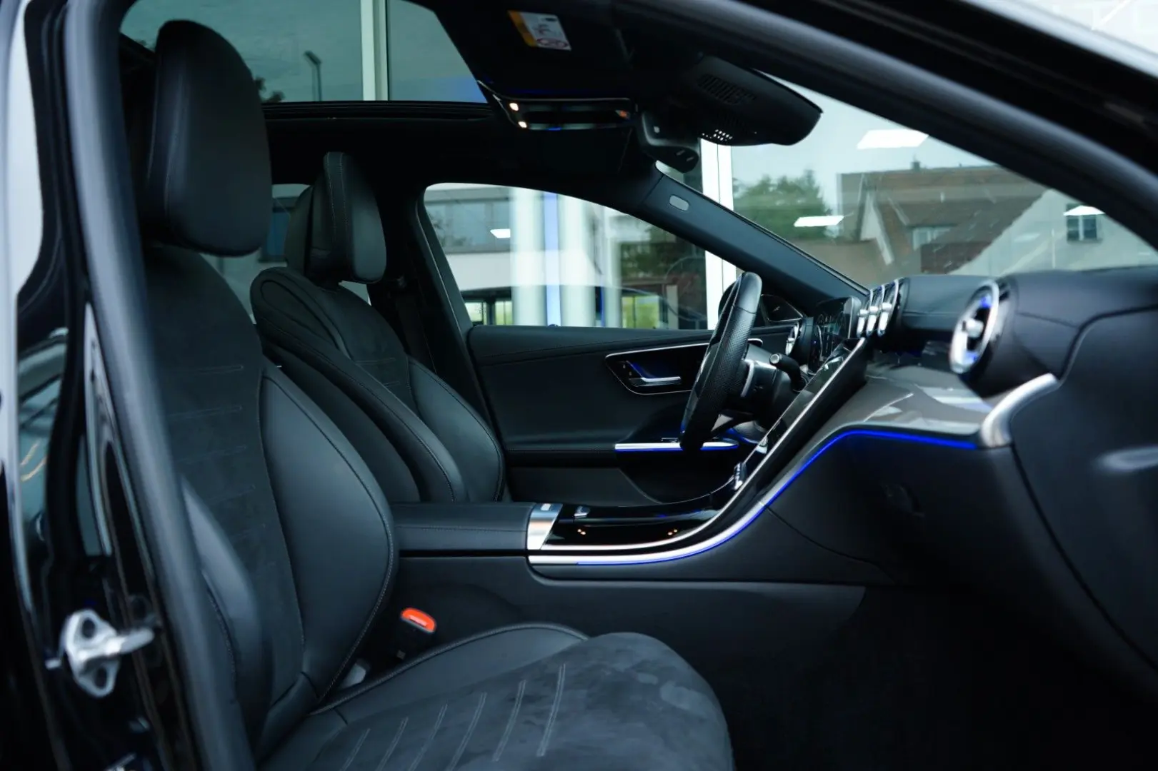 C 300 d AMG PANO BRMST®3D DIGITAL 360  SPUR AMBI