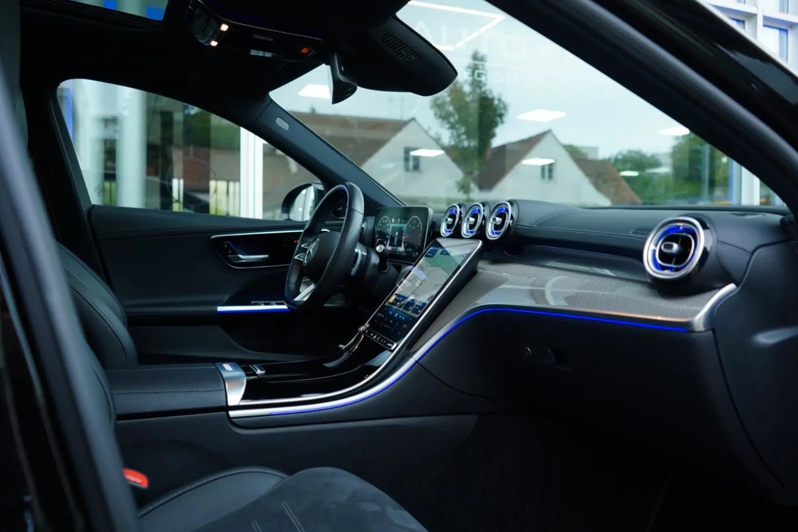 C 300 d AMG PANO BRMST®3D DIGITAL 360  SPUR AMBI