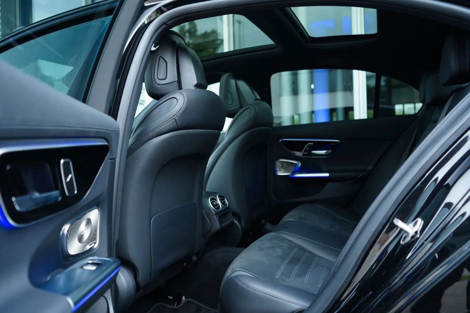 C 300 d AMG PANO BRMST®3D DIGITAL 360  SPUR AMBI