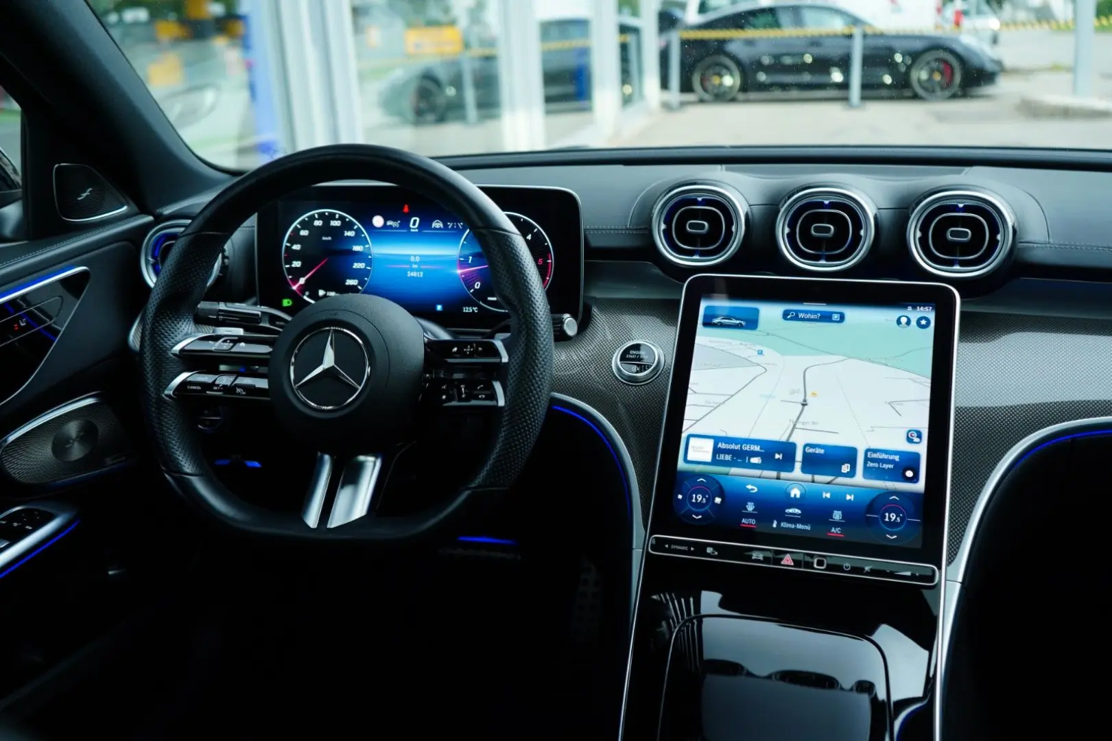 C 300 d AMG PANO BRMST®3D DIGITAL 360  SPUR AMBI