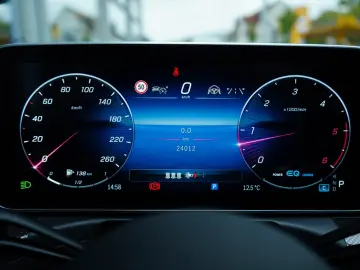 C 300 d AMG PANO BRMST®3D DIGITAL 360  SPUR AMBI