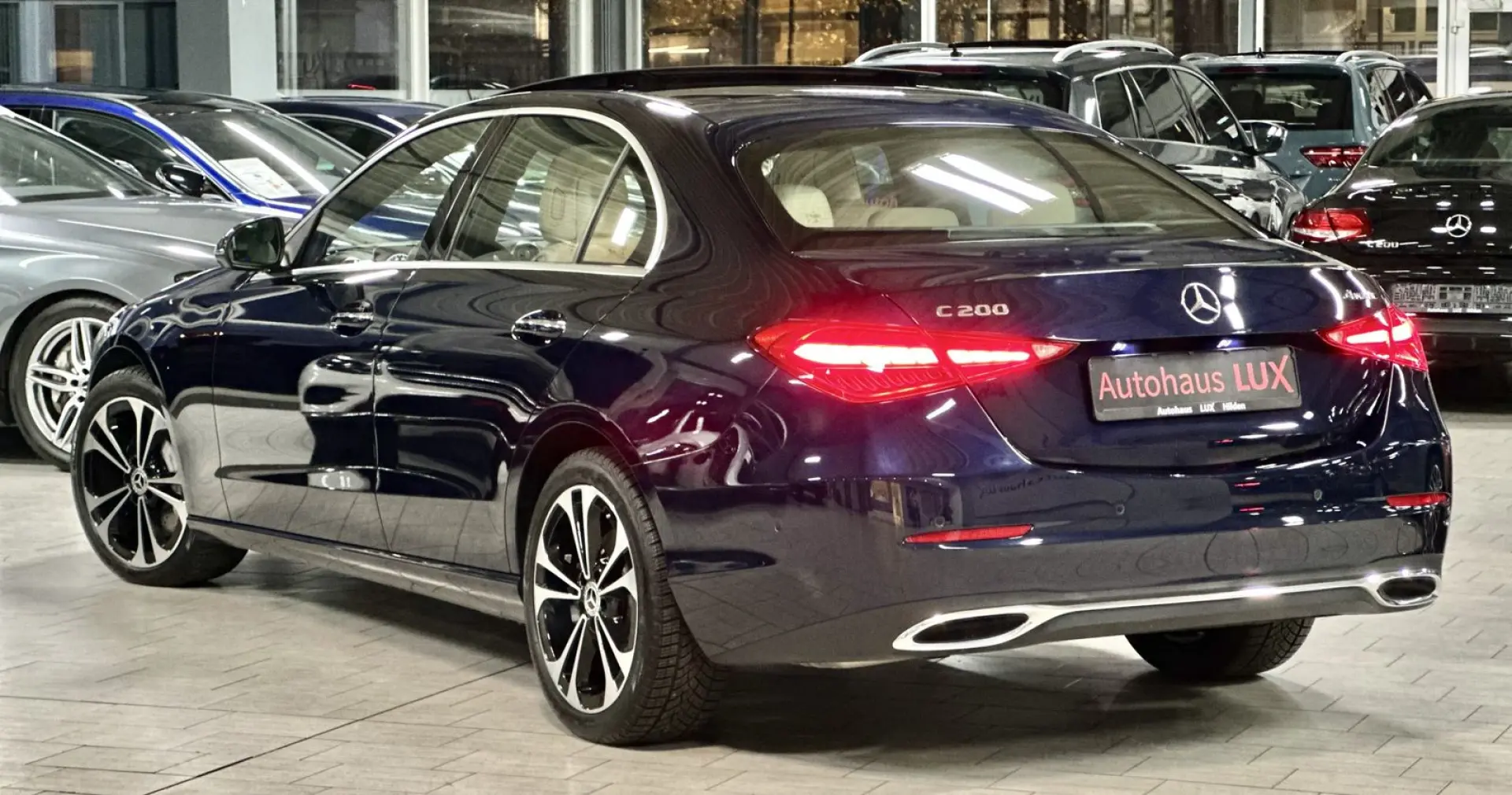 C 200 4MATIC R-KAM HEADUP AHK LED PANORAMA 1HAND