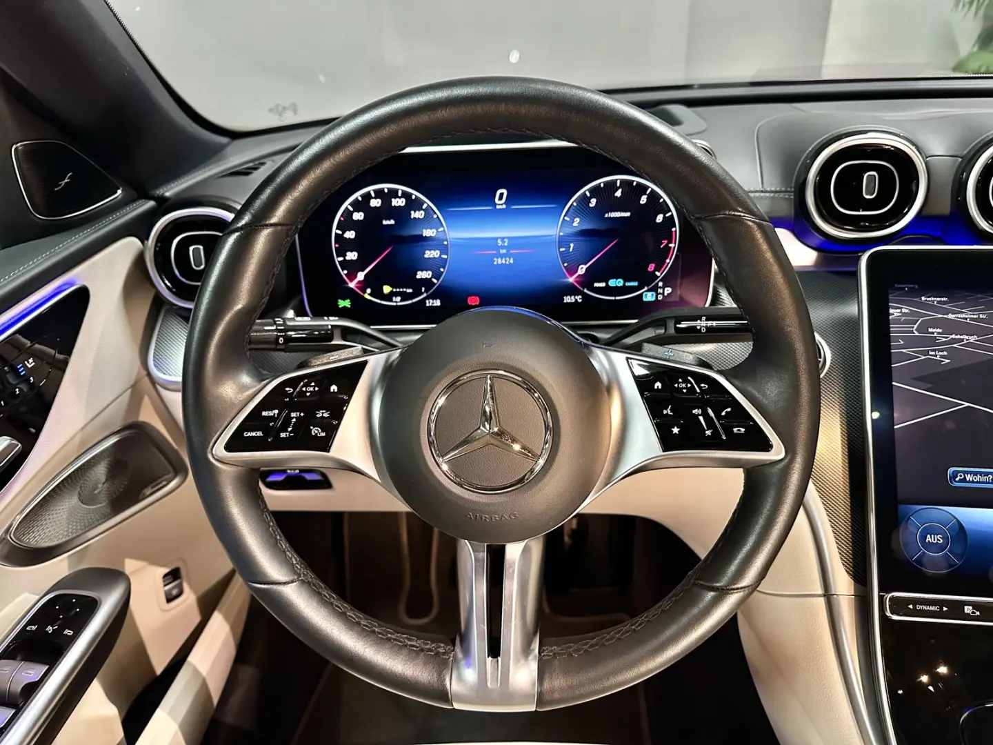 C 200 4MATIC R-KAM HEADUP AHK LED PANORAMA 1HAND