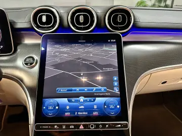 C 200 4MATIC R-KAM HEADUP AHK LED PANORAMA 1HAND