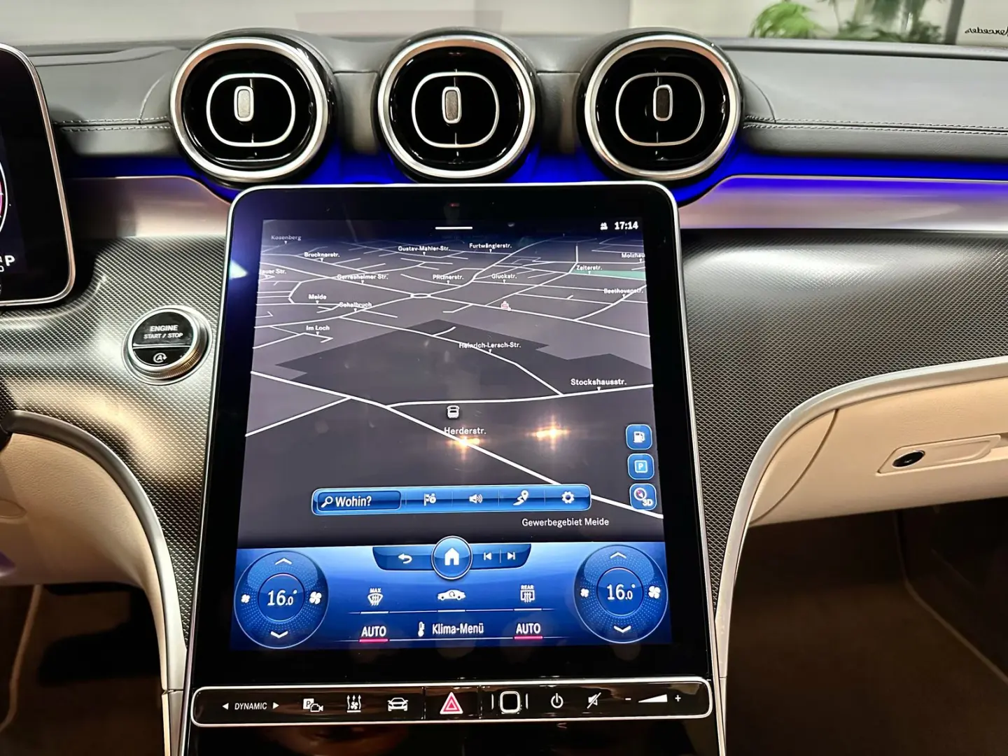 C 200 4MATIC R-KAM HEADUP AHK LED PANORAMA 1HAND