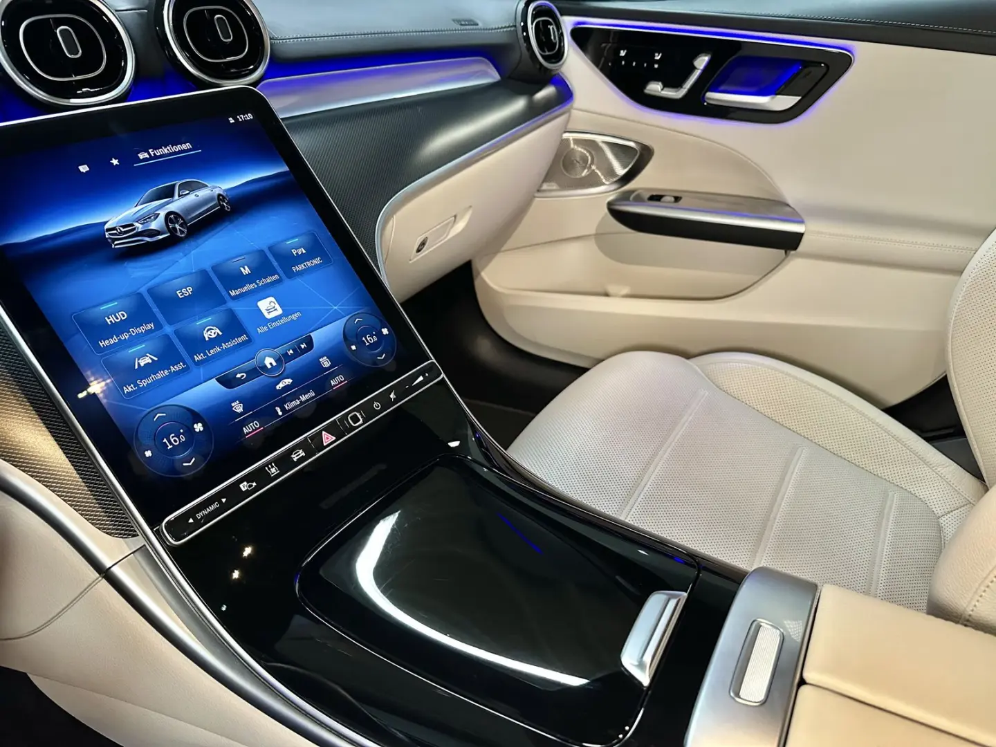 C 200 4MATIC R-KAM HEADUP AHK LED PANORAMA 1HAND