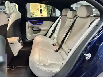 C 200 4MATIC R-KAM HEADUP AHK LED PANORAMA 1HAND