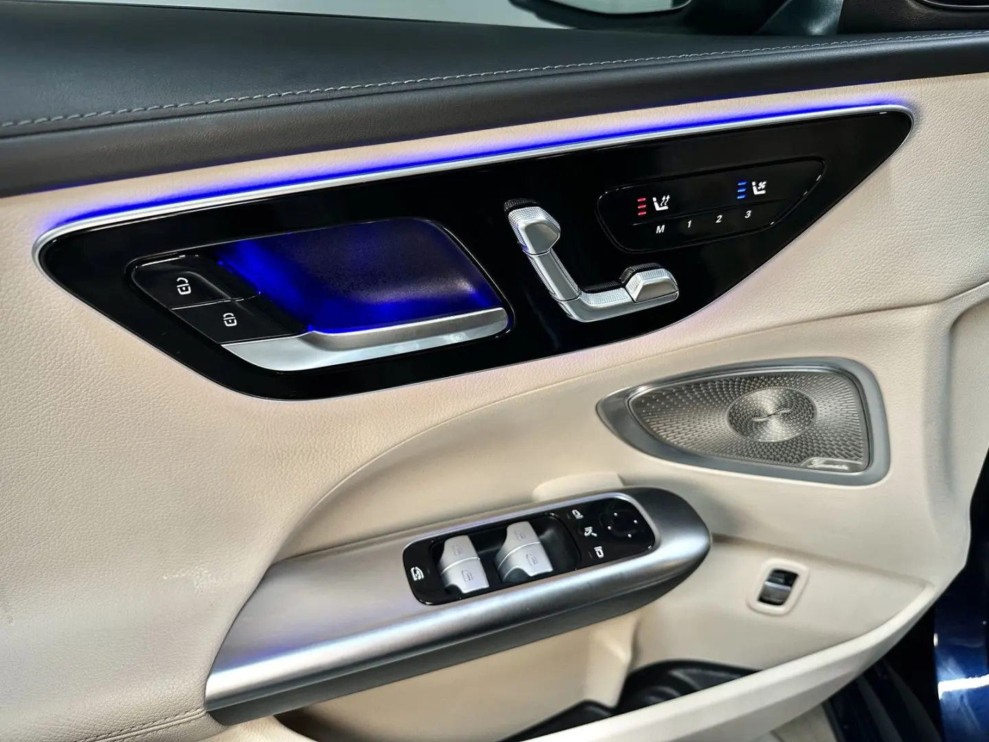 C 200 4MATIC R-KAM HEADUP AHK LED PANORAMA 1HAND