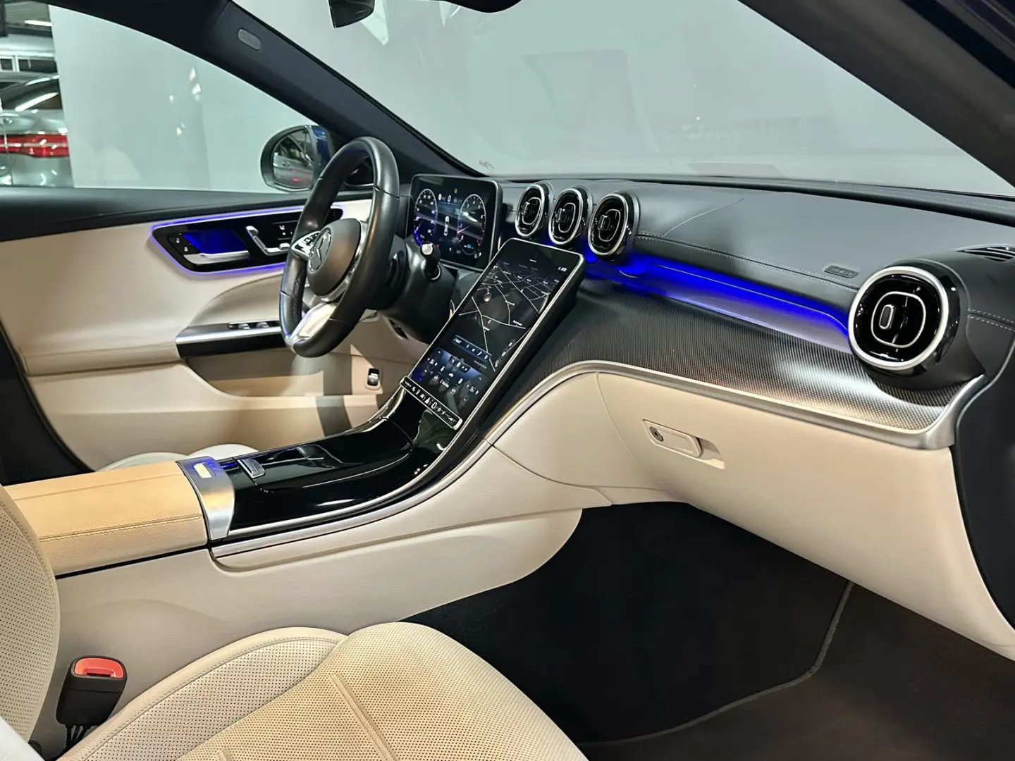 C 200 4MATIC R-KAM HEADUP AHK LED PANORAMA 1HAND