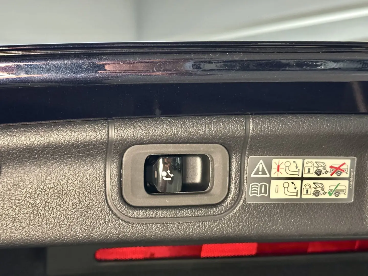 C 200 4MATIC R-KAM HEADUP AHK LED PANORAMA 1HAND