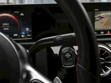 CLA 250 e Coupé AMG Night MBUX Navi  Kamera