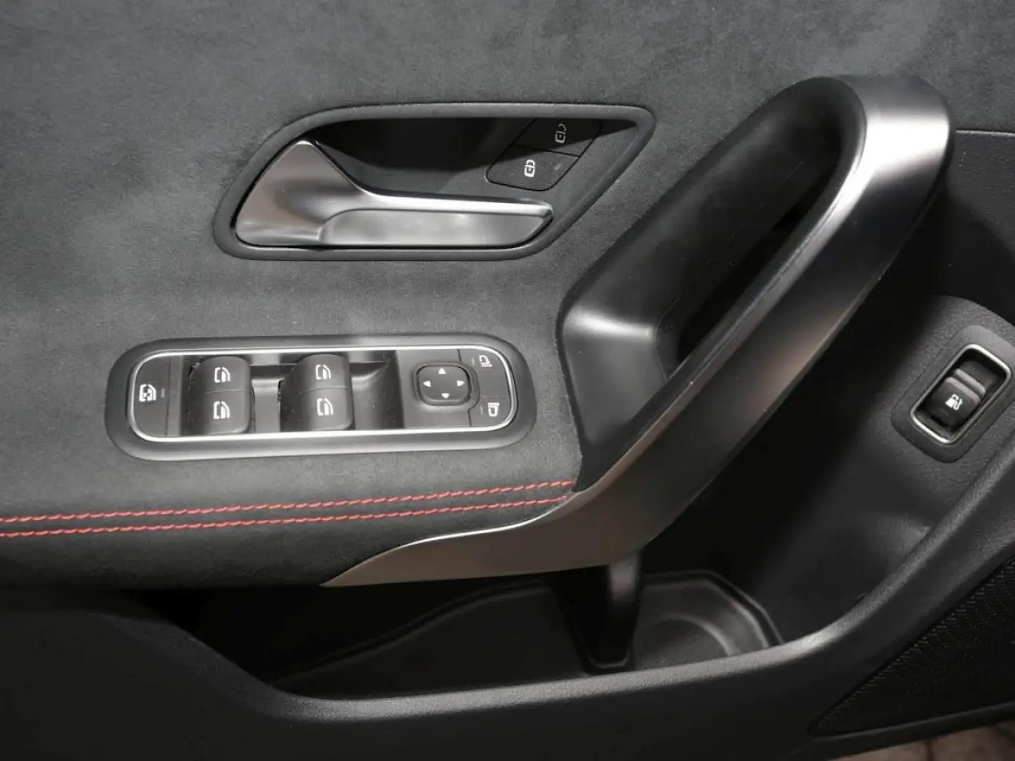 CLA 250 e Coupé AMG Night MBUX Navi  Kamera