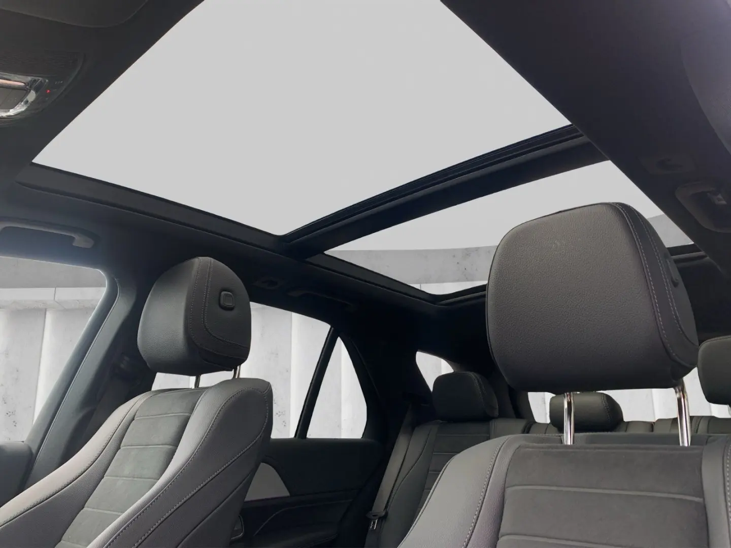 GLE 350 de 4M AMG 9G Pano Airmatic AHK Burmester