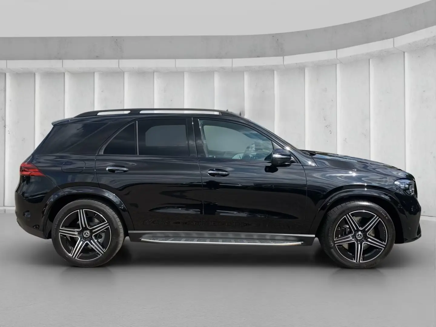 GLE 350 de 4M AMG 9G Pano Airmatic AHK Burmester