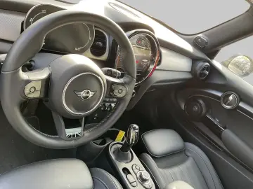 Cooper SE 3-Türer HUD El. Panodach Panorama Navi