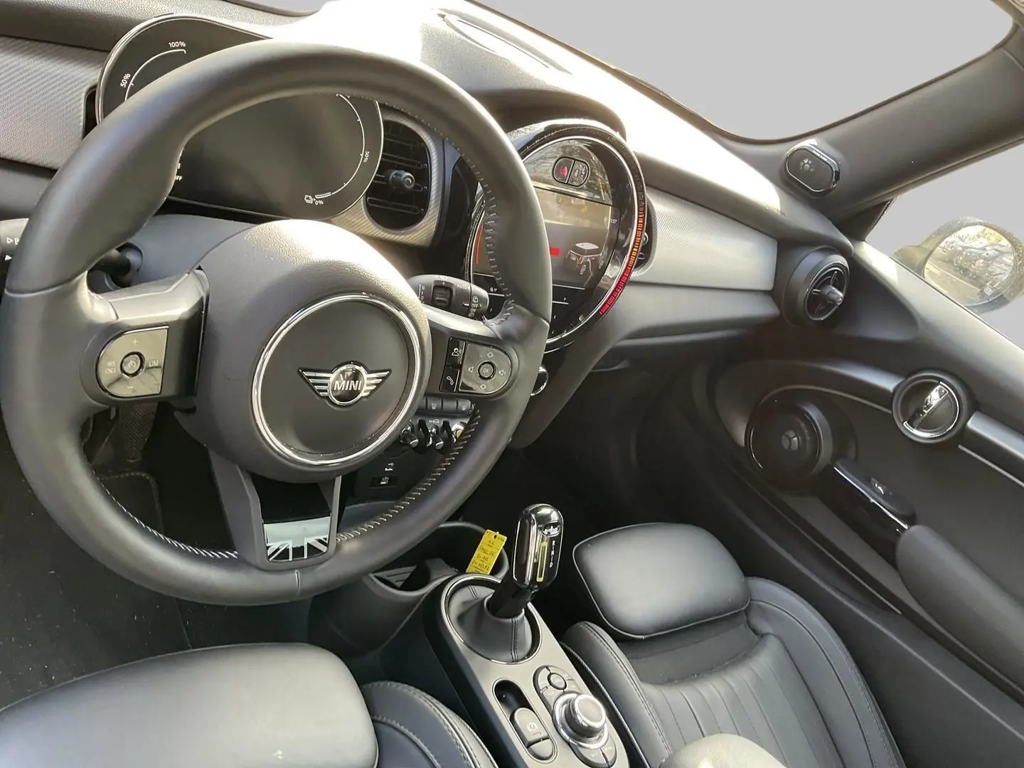 Cooper SE 3-Türer HUD El. Panodach Panorama Navi