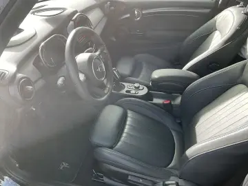 Cooper SE 3-Türer HUD El. Panodach Panorama Navi