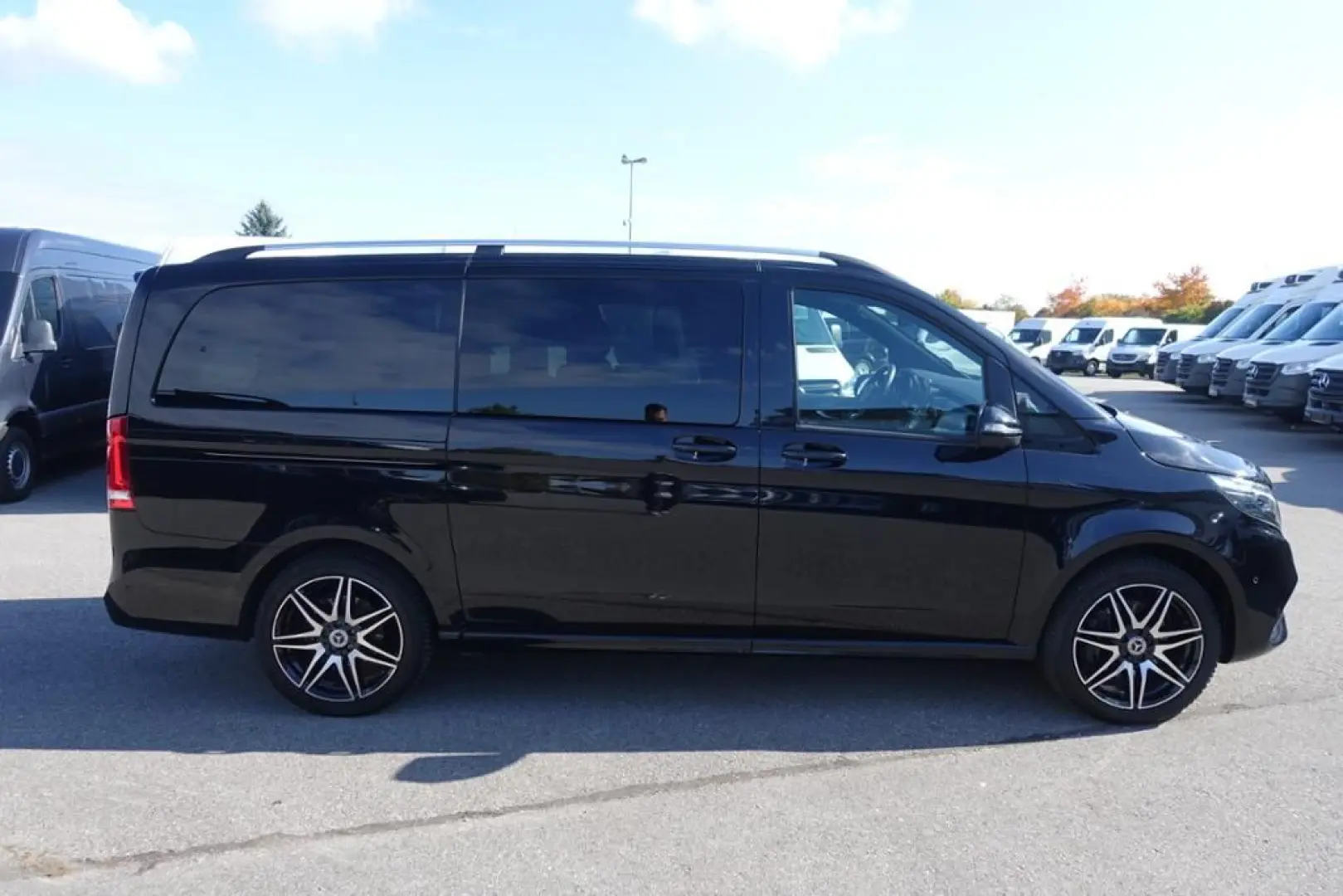 V 300 d AVANTGARDE 4M lang AMG Panorama Distroni