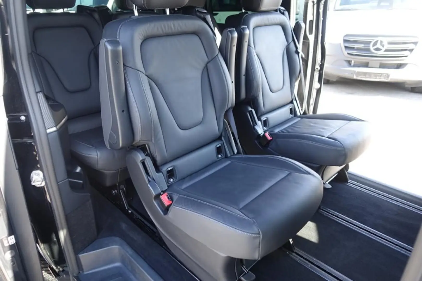 V 300 d AVANTGARDE 4M lang AMG Panorama Distroni