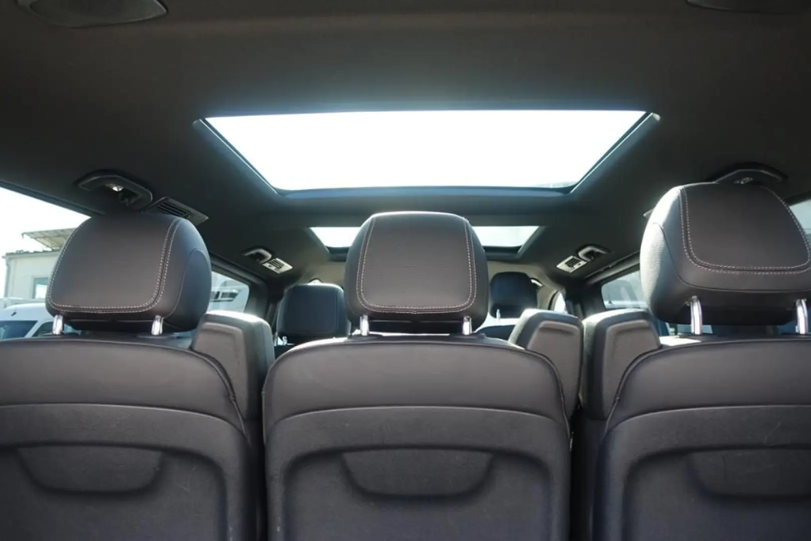 V 300 d AVANTGARDE 4M lang AMG Panorama Distroni