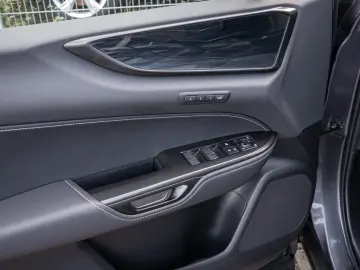 NX 450h   Executive Interieur Paket