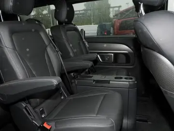 V 250 EXCLUSIVE AMG 4MATIC  360  KAMERA MBUX