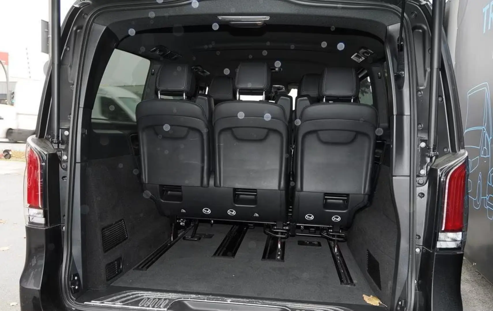 V 250 EXCLUSIVE AMG 4MATIC  360  KAMERA MBUX