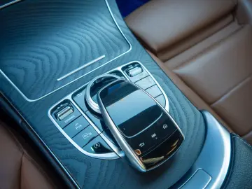 Mercedes C180d Camera Încălzire Bluetooth Moduri condus