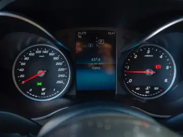 Mercedes C180d Camera Încălzire Bluetooth Moduri condus