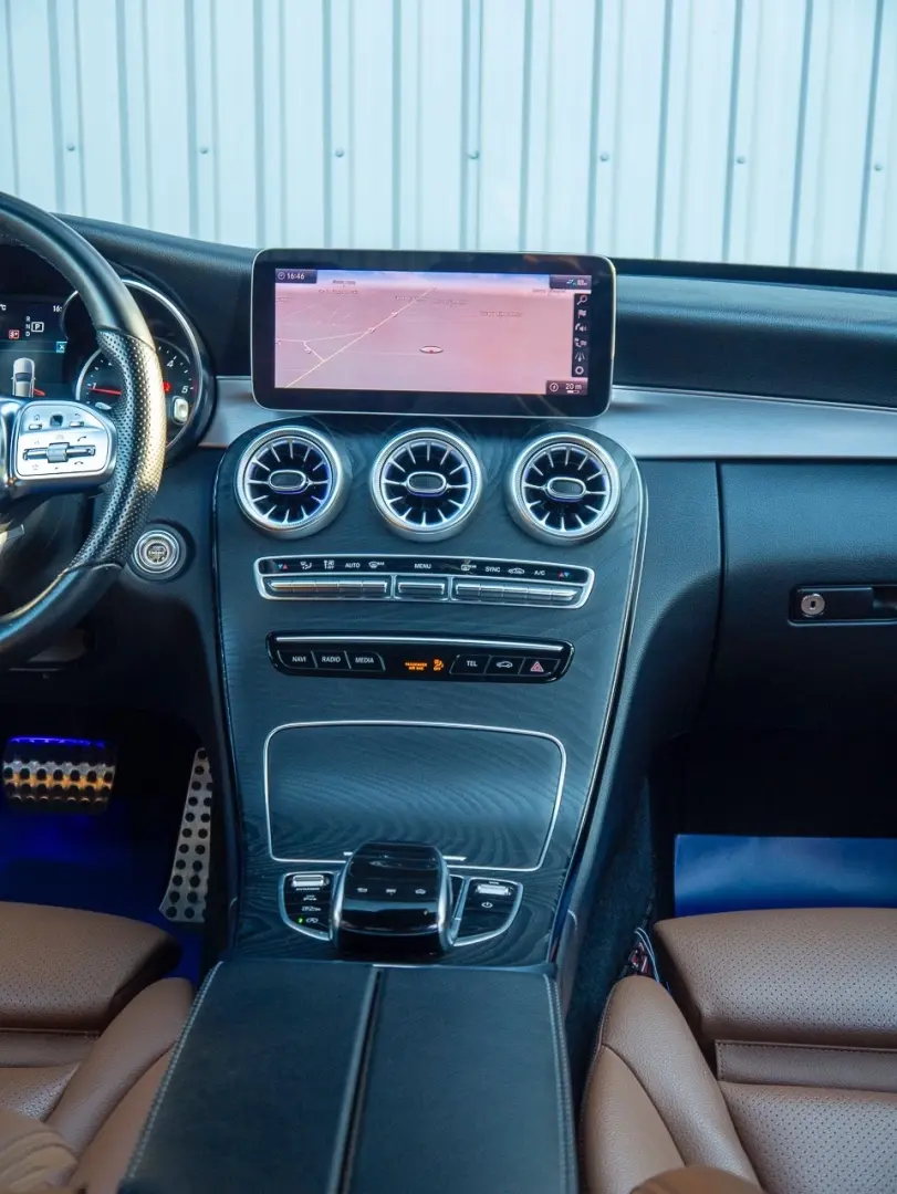 Mercedes C180d Camera Încălzire Bluetooth Moduri condus