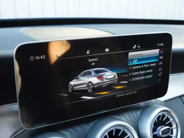 Mercedes C180d Camera Încălzire Bluetooth Moduri condus