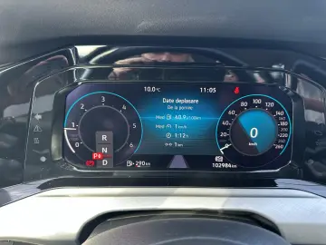 VW Golf Variant Life 2.0 TDI DSG