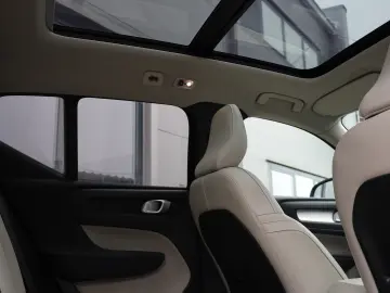 Volvo XC40 T4 RECHARGE Plug-In Hybrid 1.5 Benzina 210CP