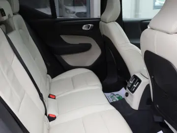 Volvo XC40 T4 RECHARGE Plug-In Hybrid 1.5 Benzina 210CP