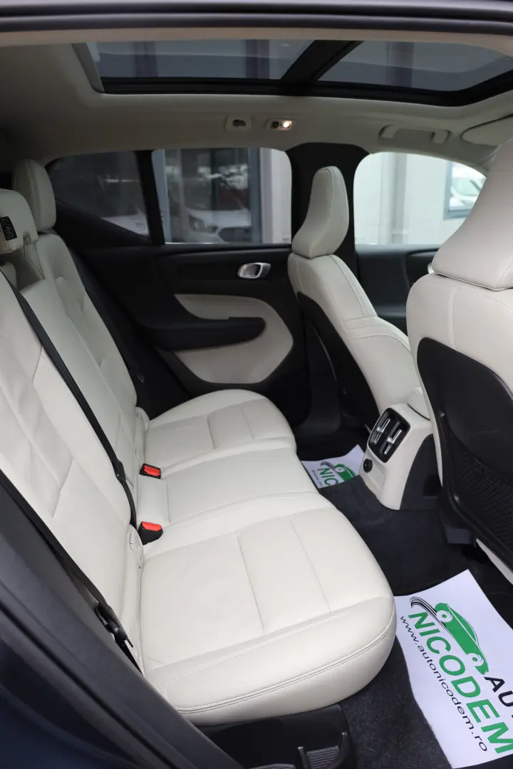 Volvo XC40 T4 RECHARGE Plug-In Hybrid 1.5 Benzina 210CP