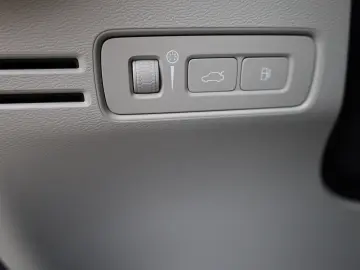 Volvo XC40 T4 RECHARGE Plug-In Hybrid 1.5 Benzina 210CP