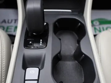 Volvo XC40 T4 RECHARGE Plug-In Hybrid 1.5 Benzina 210CP