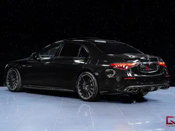 S 63 AMG L E PERFORMANCE Business Bur-4D TV 21