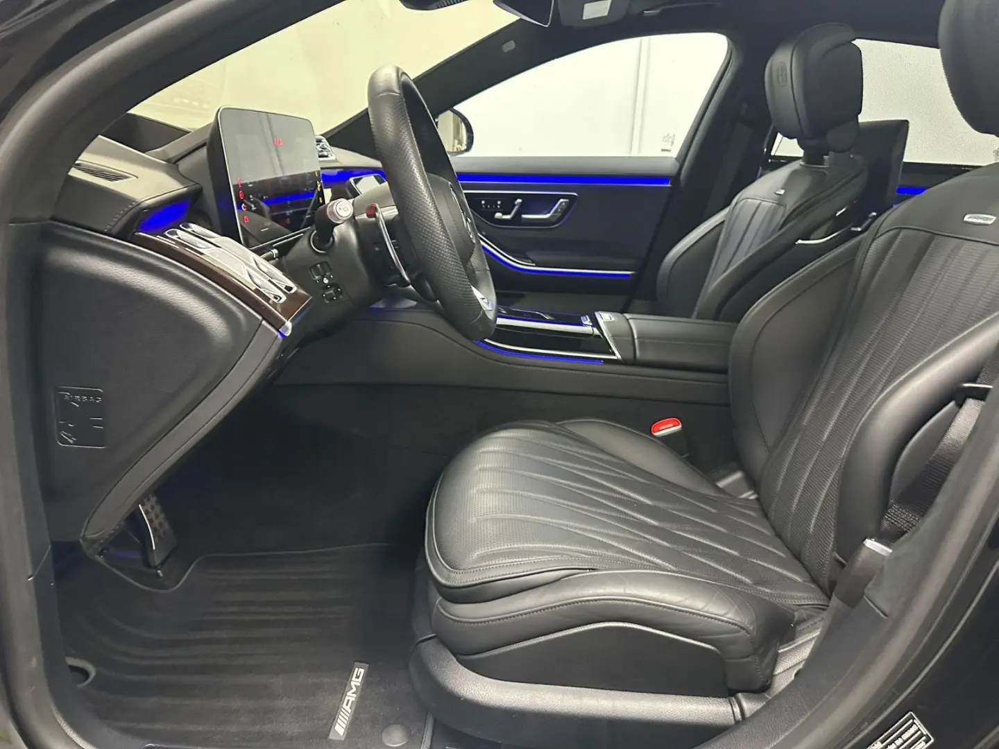 S 63 E Performance L  PANORAMA FONDENTERTAINMENT