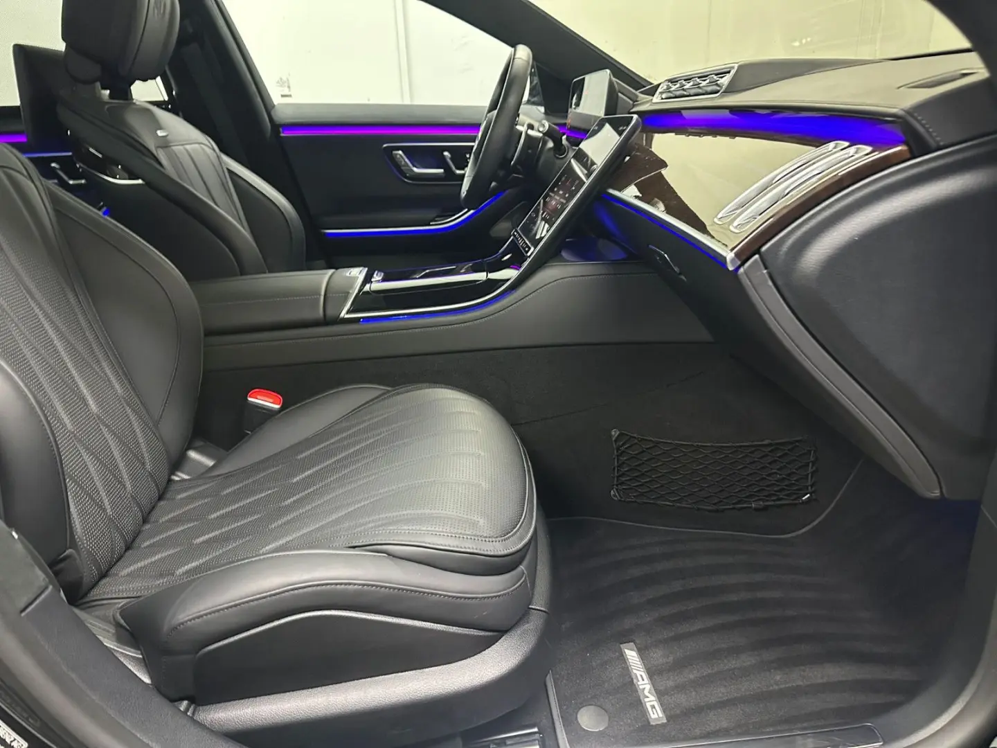 S 63 E Performance L  PANORAMA FONDENTERTAINMENT