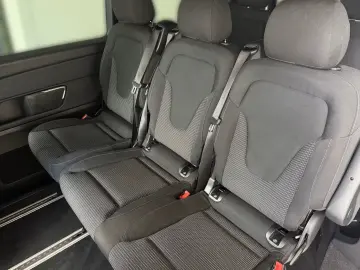 V 220 d AMG-Line Lang DISTR. el-Tür. AHK 7-Sitze