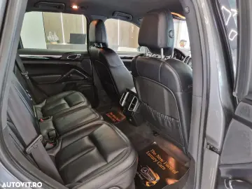 Porsche Cayenne Diesel 3.0d