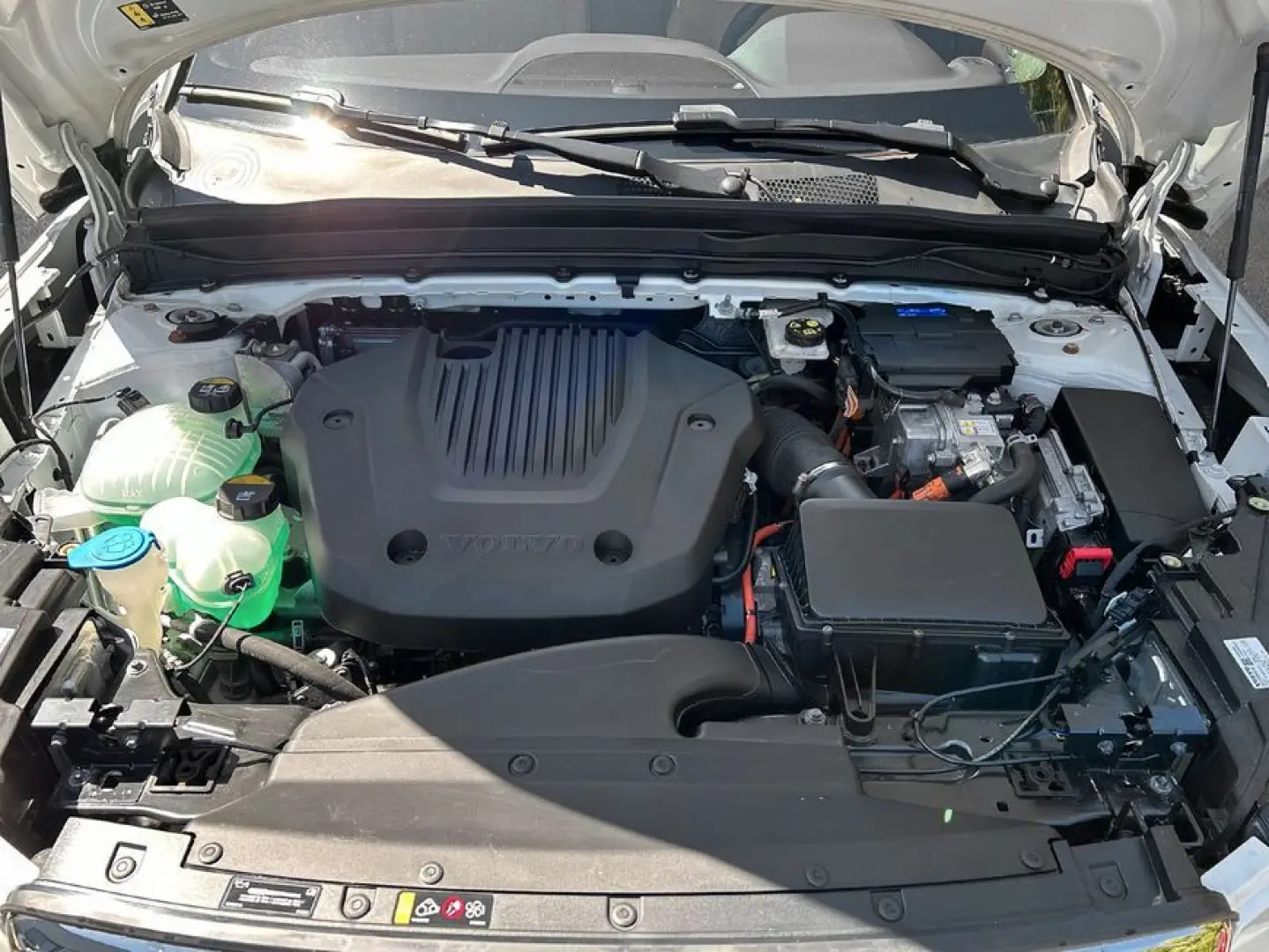 XC40 T5 Recharge DKG Ultimate Bright