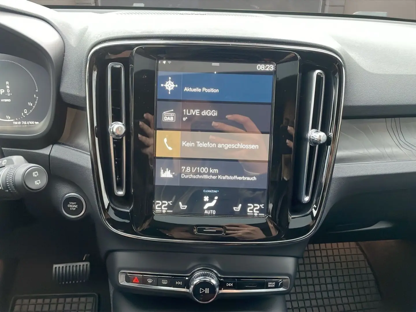 XC40 T4 Recharge Ultimate Dark LED NAVI PANO H&K